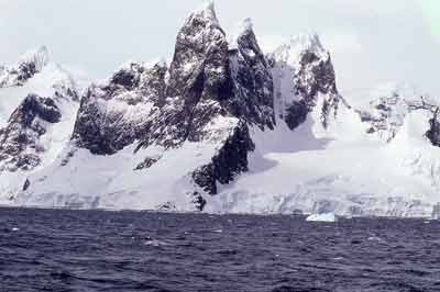 glaciers and mountains in the channel