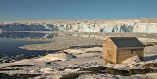 the recreation hut overlooking Arthur Harbor