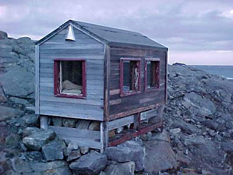 the rec hut in January 2000